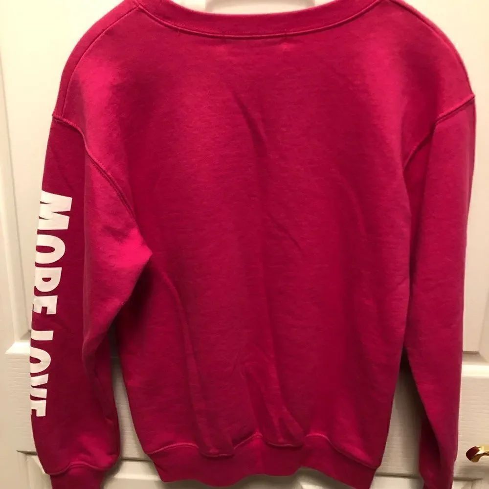 Wound Up Sweatshirt - Picture 2 of 3